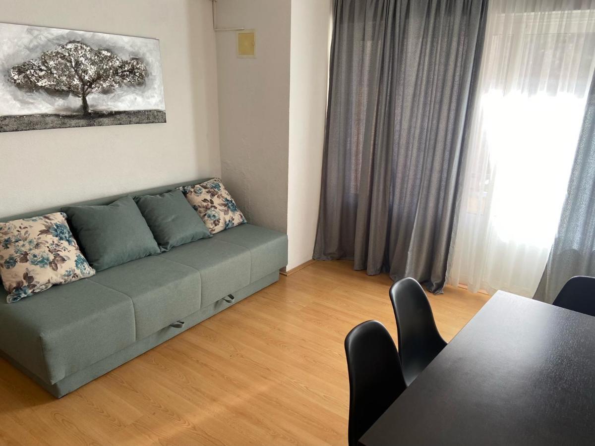 Apartman Polegubic 비오그라드나모루 외부 사진